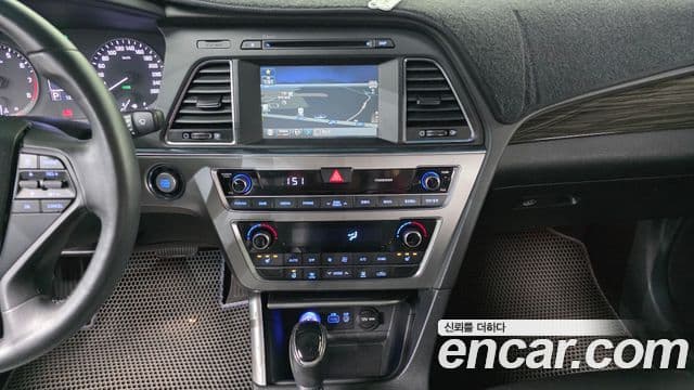 Hyundai LF Sonata 2.0 Smart, 2015 15