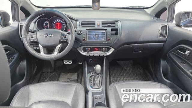 Kia All New Pride Prestige, 2012 7