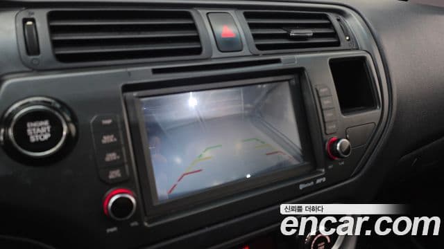 Kia All New Pride Prestige, 2012 15