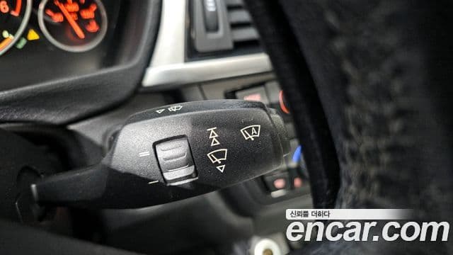 BMW 3시리즈 (F30), 2013 15