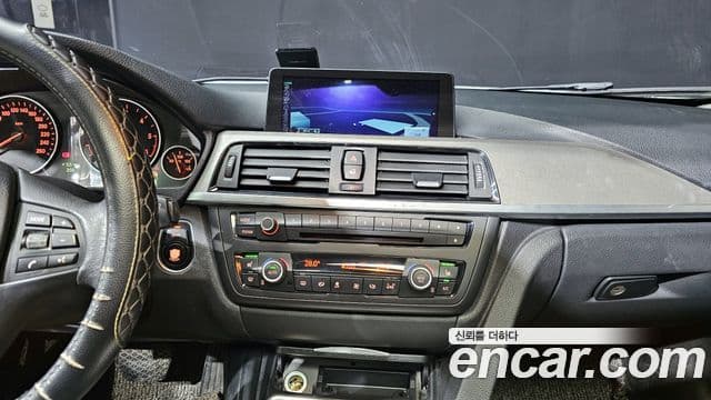 BMW 3시리즈 (F30), 2013 19