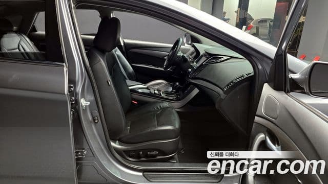 Hyundai i40 살룬 PYL, 2014 10