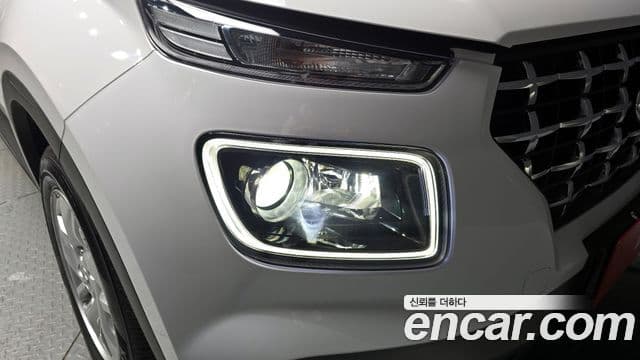 Hyundai Venue Premium, 2025 17