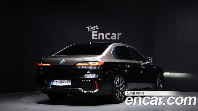 BMW 7시리즈 (G70) 740i xDrive M Sport, 2024 2