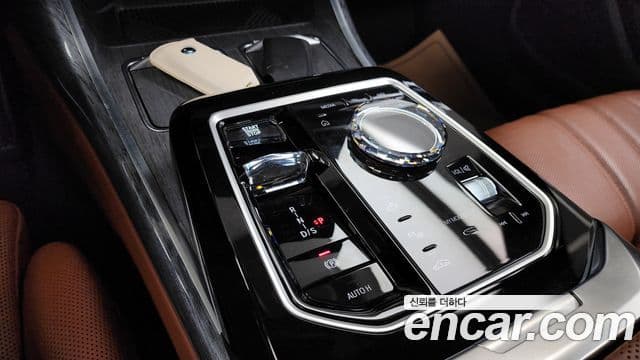 BMW 7시리즈 (G70) 740i xDrive M Sport, 2024 9