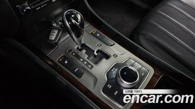 Hyundai Equus(новый кузов / новое поколение) Luxury, 2012 9