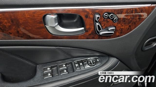 Hyundai Equus(новый кузов / новое поколение) Luxury, 2012 13