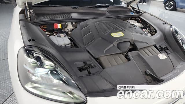 Porsche Cayenne (PO536) 3.0 E-гибрид, 2020 6