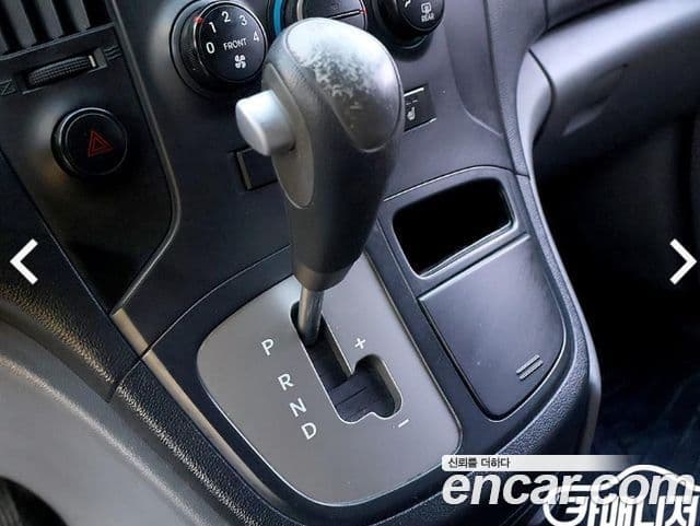 Hyundai Grand Starex CVX Deluxe, 2012 9