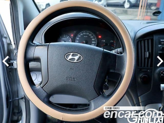 Hyundai Grand Starex CVX Deluxe, 2012 15