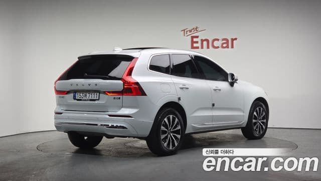 Volvo XC60 2세대 B5 Ultimate Bright, 2023 2