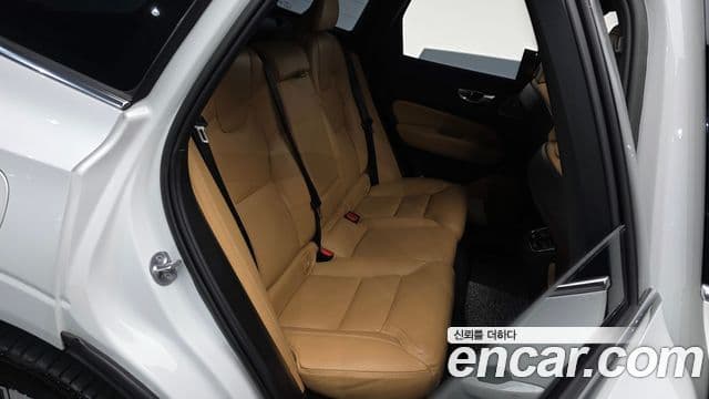 Volvo XC60 2세대 B5 Ultimate Bright, 2023 12