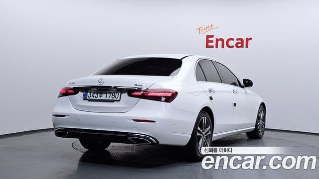 Mercedes-Benz E-класс W213 Avantgarde, 2022 2