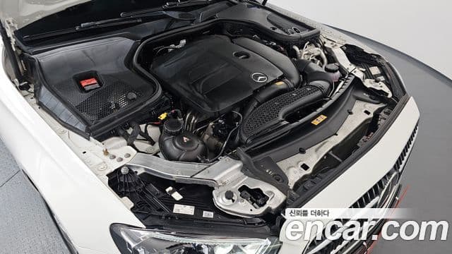 Mercedes-Benz E-класс W213 Avantgarde, 2022 6