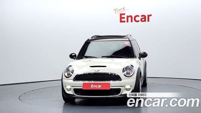 Mini Cooper SD 클럽맨 1세대, 2013 3