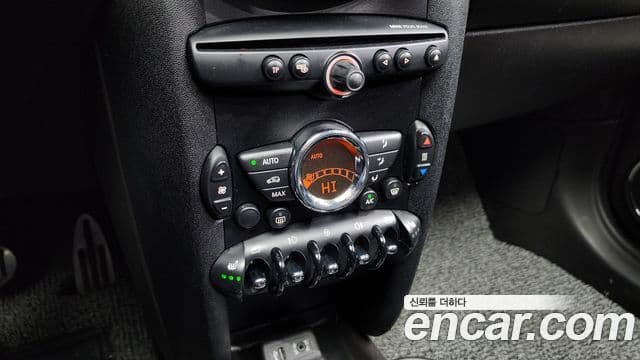 Mini Cooper SD 클럽맨 1세대, 2013 16