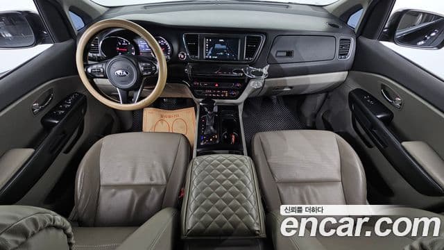 Kia All New Carnival Luxury, 2018 7