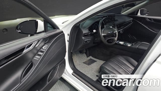 Genesis G80 (RG3), 2021 11