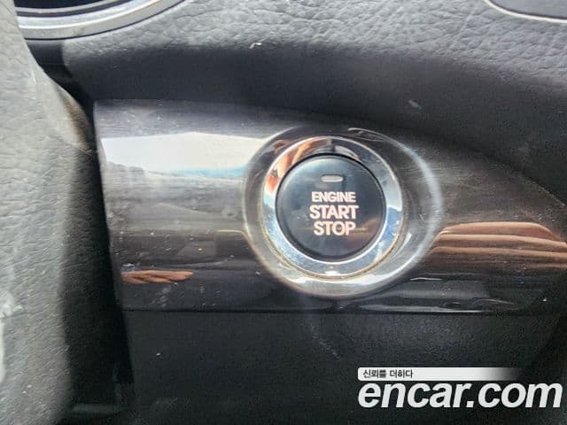 Kia Sorento R топовая версия, 2011 17