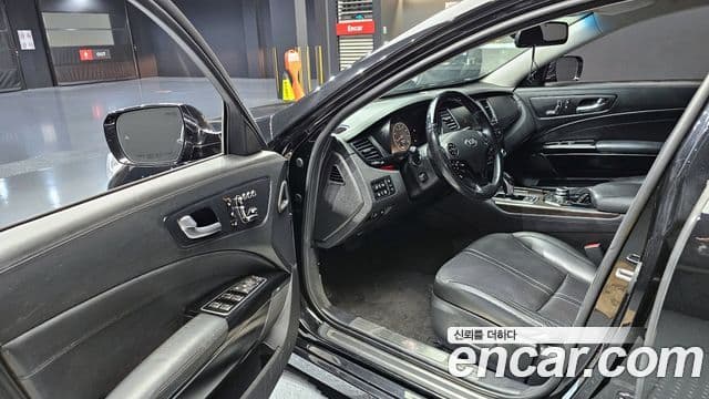 Kia K9 President, 2013 11