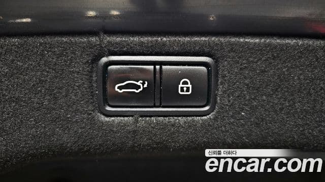 Kia K9 President, 2013 20