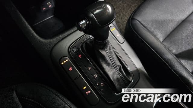 Kia K3 Prestige, 2015 9