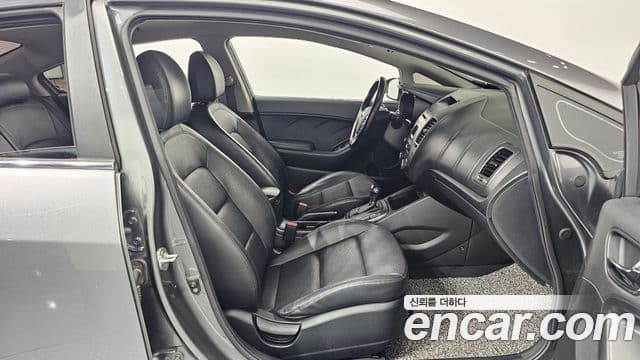 Kia K3 Prestige, 2015 10