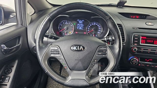 Kia K3 Prestige, 2015 13