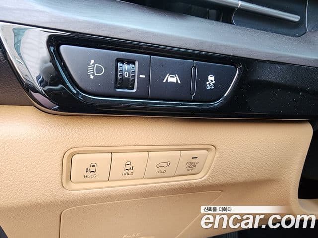 Kia Carnival 4세대 Signature, 2023 12