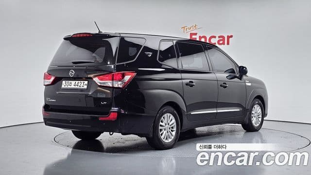 KG모빌리티(SsangYong) Korando 투리스모 4WD LT 9인승, 2015 2
