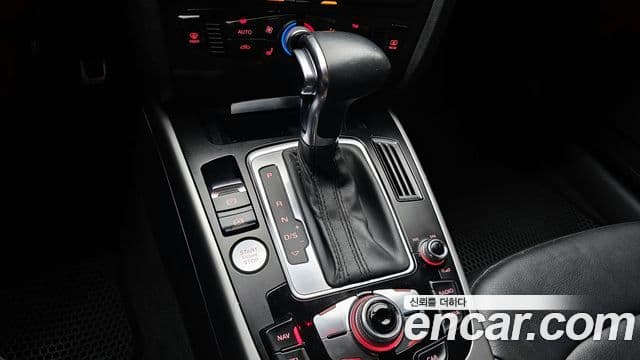 Audi New A4 B8, 2014 9