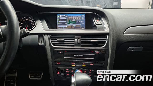 Audi New A4 B8, 2014 14