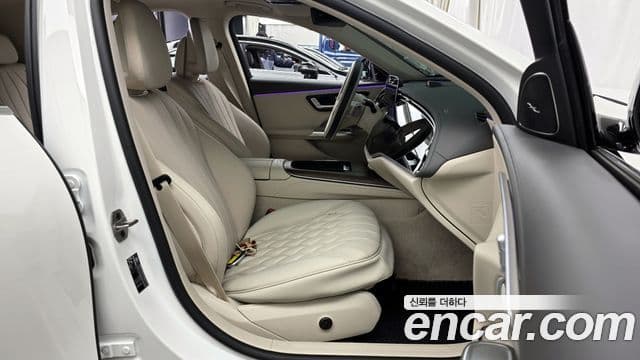 Mercedes-Benz E-класс W214, 2025 11