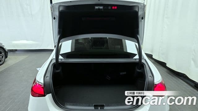 Mercedes-Benz E-класс W214, 2025 20