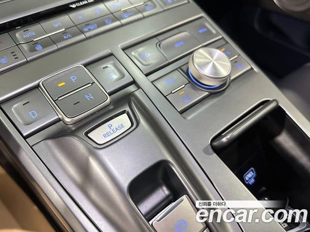 Hyundai NEXO Premium, 2020 9