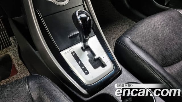 Hyundai Avante MD Premier, 2011 9