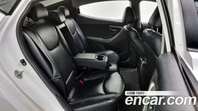 Hyundai Avante MD Premier, 2011 12