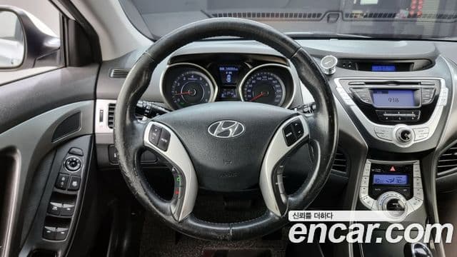 Hyundai Avante MD Premier, 2011 13