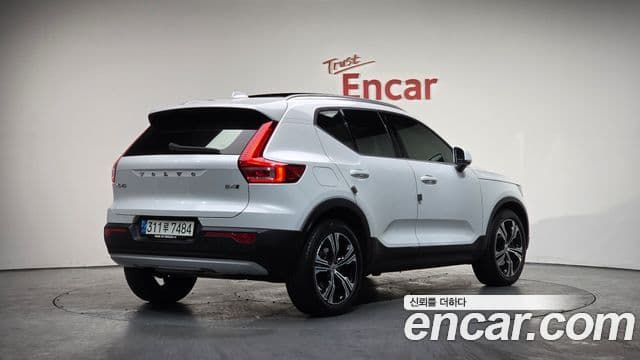 Volvo XC40 B4 Inscription, 2021 2