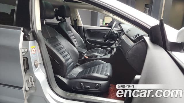 Volkswagen New CC 2.0 TDI BlueMotion, 2015 11