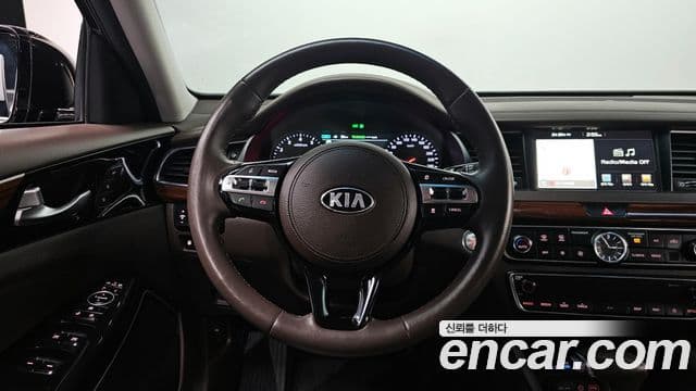 Kia All New K7 2.4 GDI Limited, 2017 13