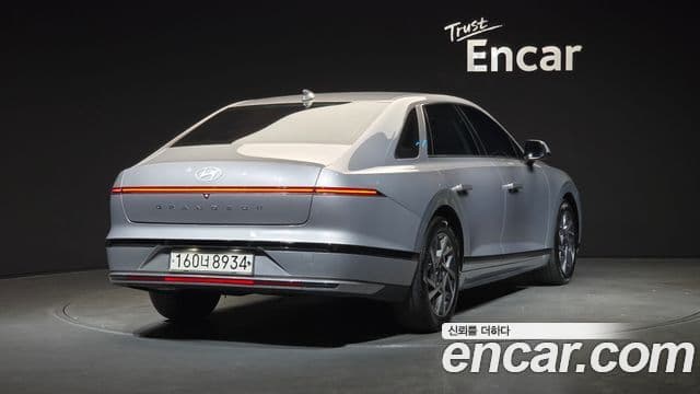 Hyundai Grandeur (GN7) люксовая версия, 2023 2