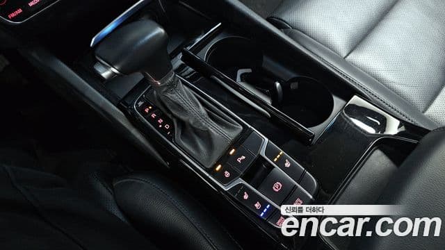 Kia All New K7 Prestige, 2016 9