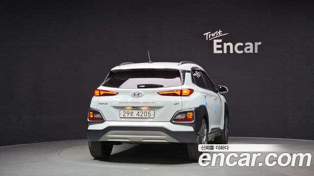 Hyundai Kona Premium, 2018 4