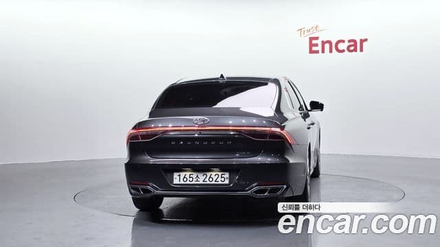 Hyundai The / новый New Grandeur IG гибрид Calligraphy, 2020 4