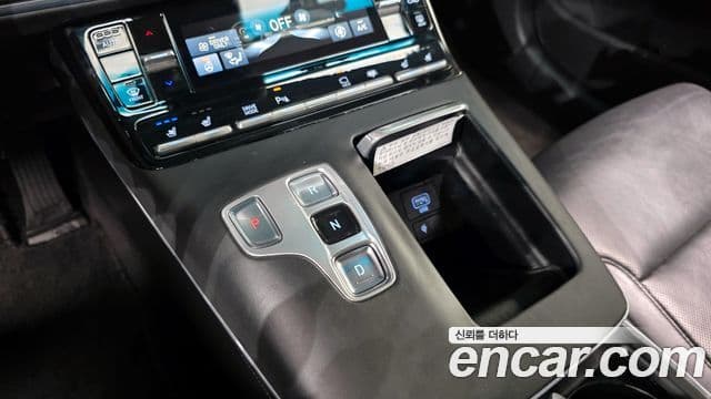 Hyundai The / новый New Grandeur IG гибрид Calligraphy, 2020 9