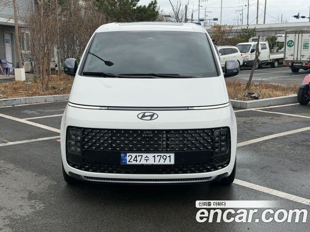 Hyundai Staria Inspiration, 2025 3