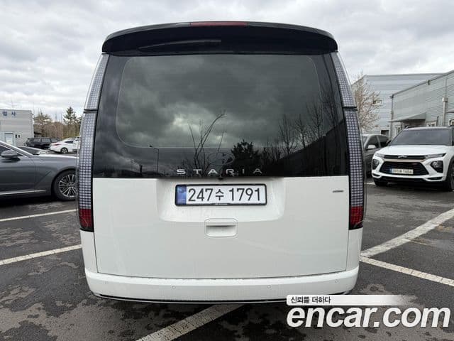 Hyundai Staria Inspiration, 2025 4