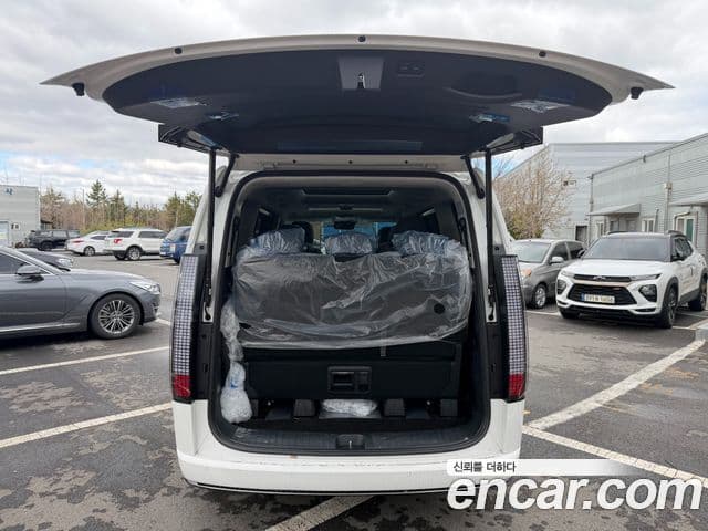 Hyundai Staria Inspiration, 2025 19