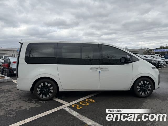 Hyundai Staria Inspiration, 2025 20